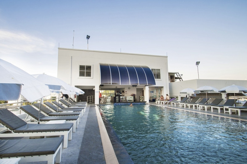 Flipper House ●●●