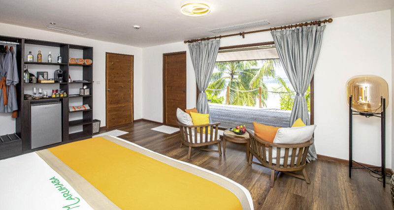 Wohnbeispiel 3-Bedroom Beach Suite with private Pool