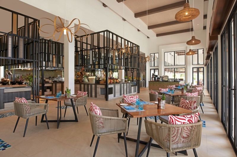 Pullmann Maldives Maamutaa Resort