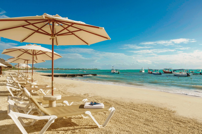 The Reef Coco Beach ●●●●