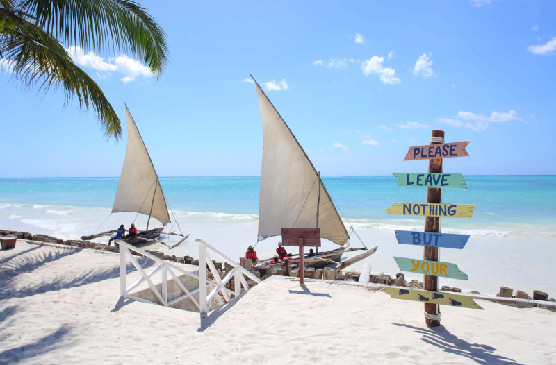 Sultan Sands Island Resort & Spa