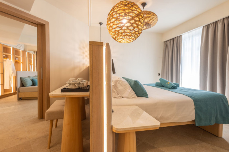 Pegasos Deluxe Beach Hotel
