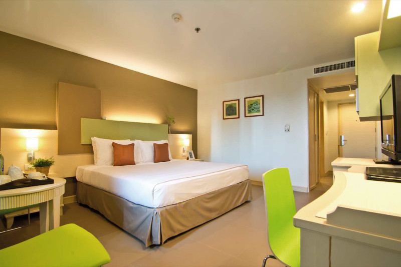 Sunshine Vista Hotel