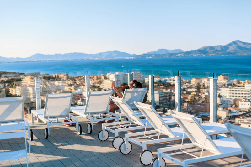 BG Tonga Tower Design Hotel & Suites