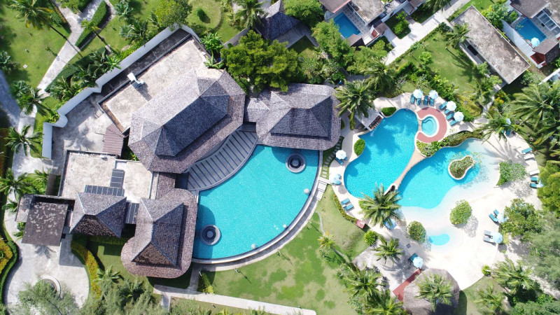 Apsara Beachfront Resort & Villas
