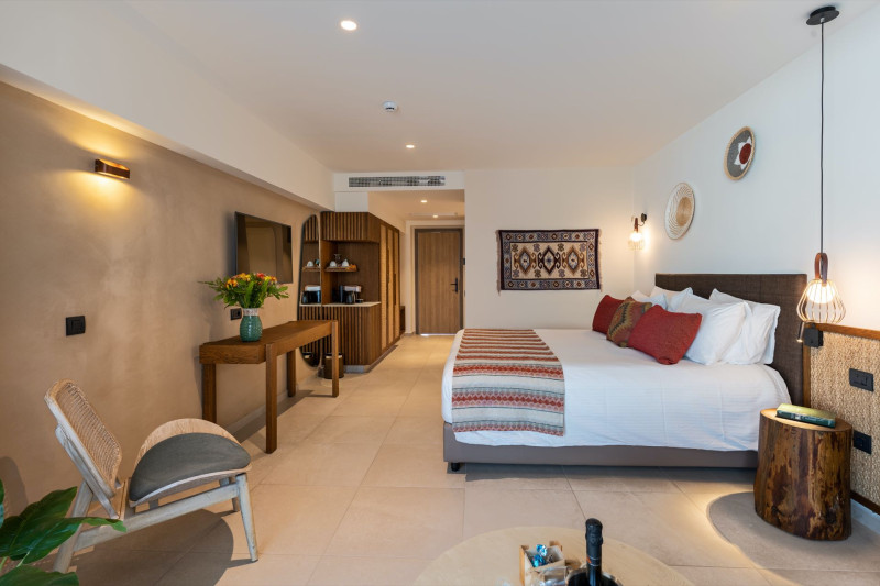 Minos Ambassador All Suites & Spa