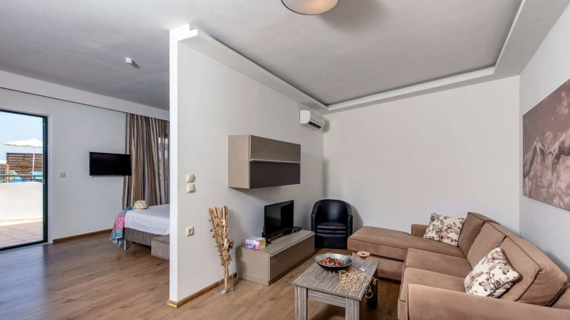Katrin Suites