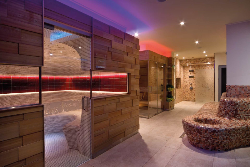 Flamingo Grand Hotel & Spa