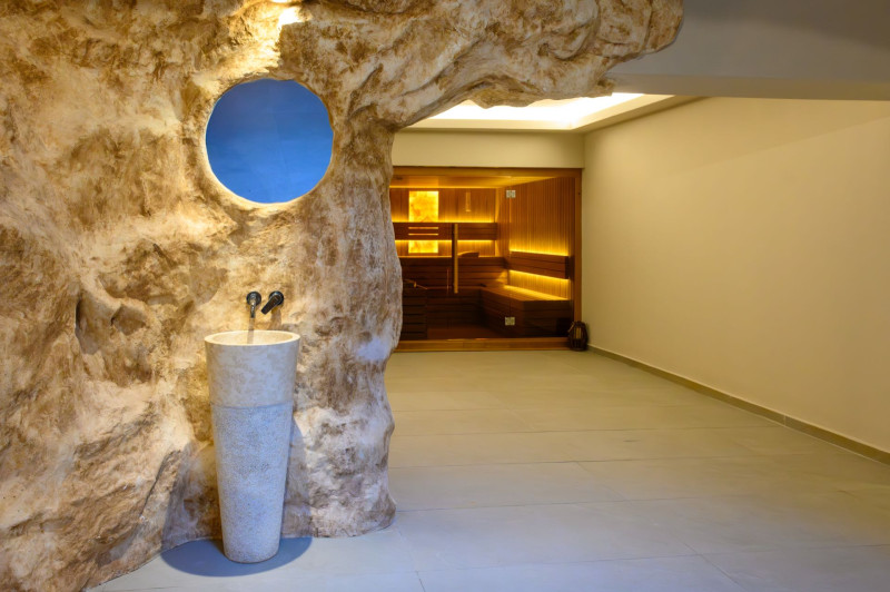 Costa Lindia Beach Resort & Spa