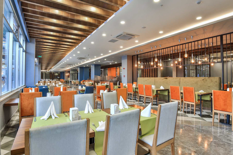 Saturn Palace Resort