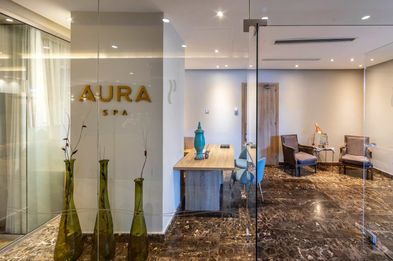 Crystal Springs Beach Hotel