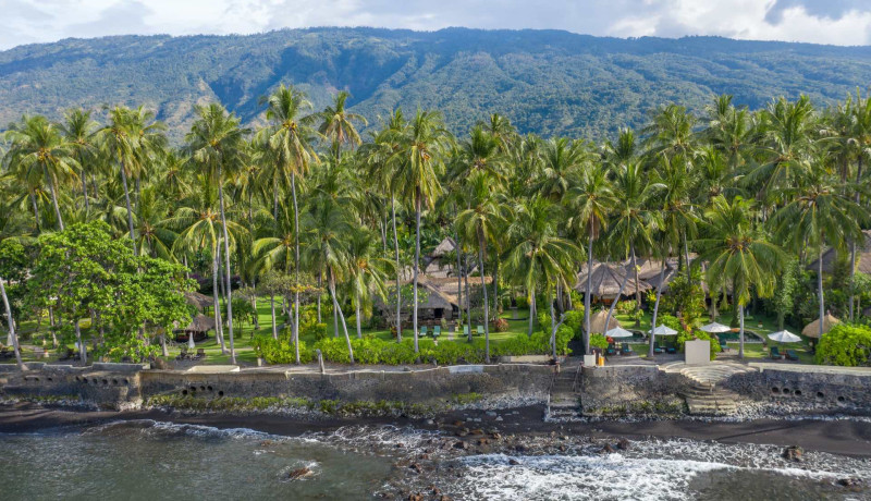 Alam Anda Ocean Front Resort & Spa