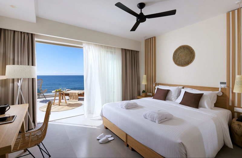 Enorme Santanna Beach Resort