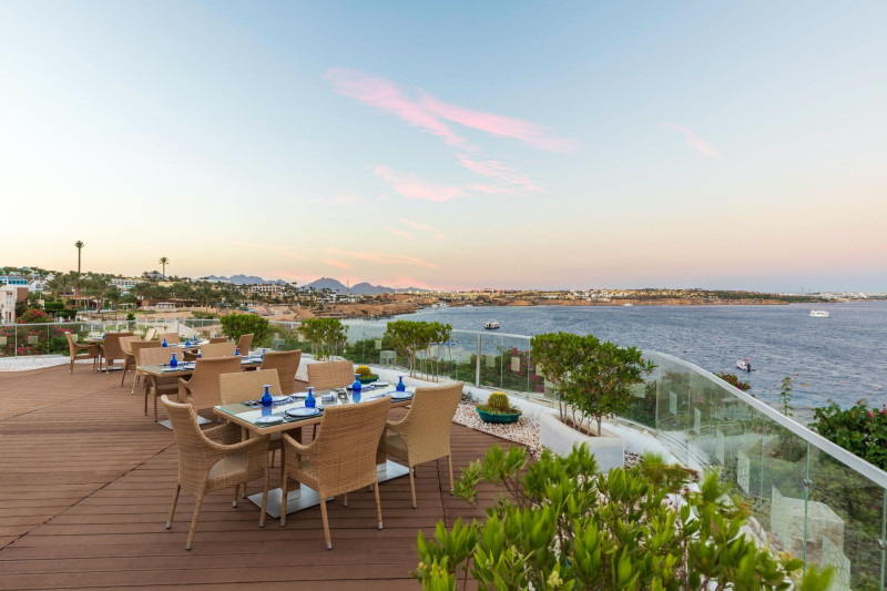 Sunrise Arabian Beach Resort -Grand Select-