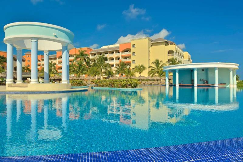 Iberostar Selection Rose Hall Suites