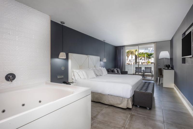 Barceló Teguise Beach