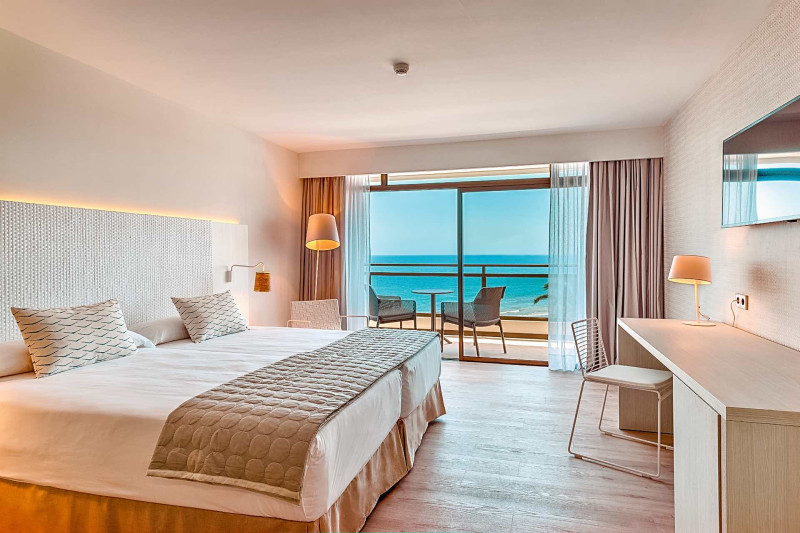 Don Gregory by Dunas