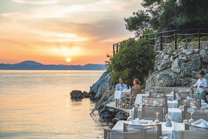 Hillside Beach Club