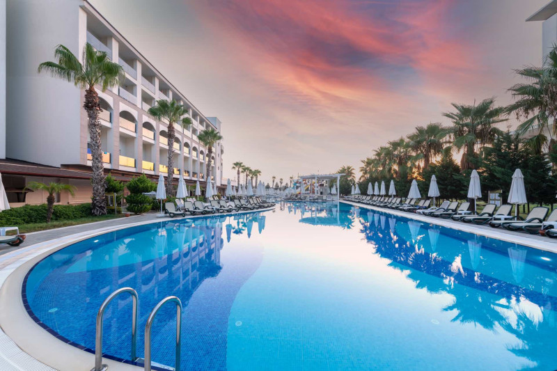 Port River Hotel & Spa