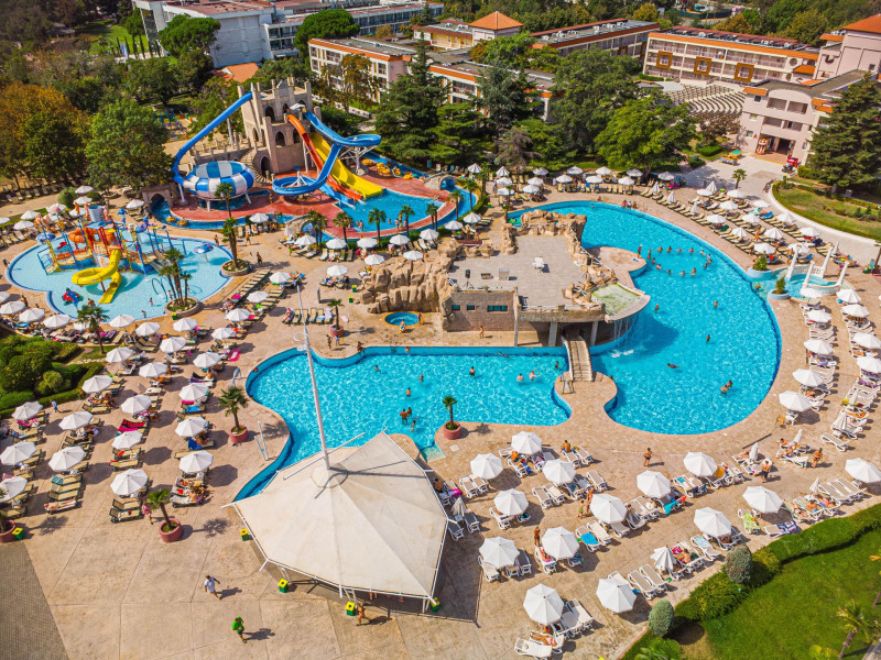 DIT Evrika Beach Club Hotel