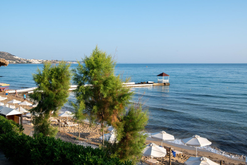 Alexander Beach Hotel & Village Resort