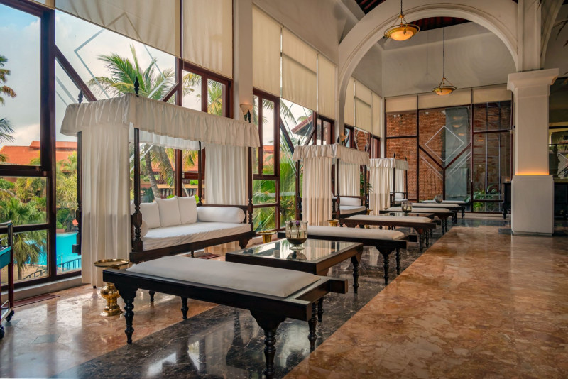 Royal Palms Beach Hotel