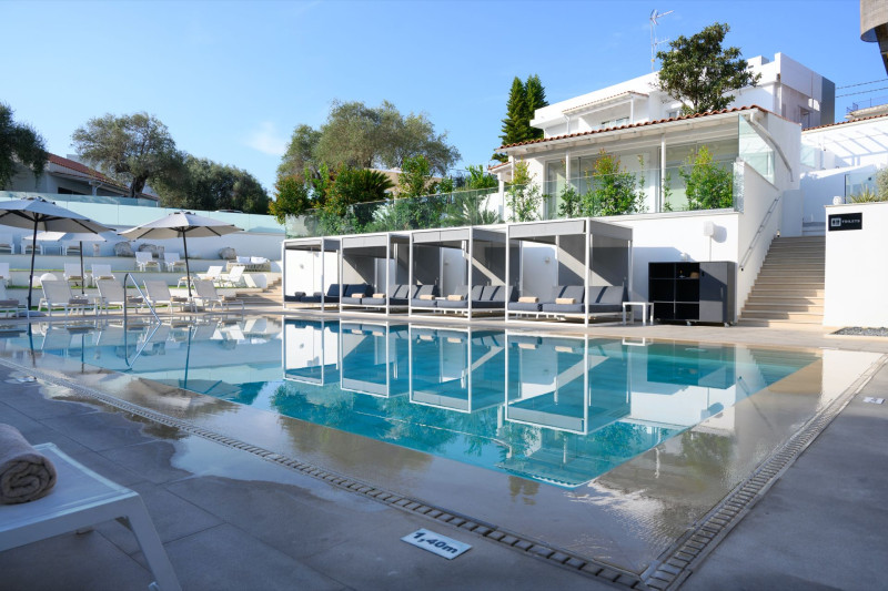 Ray Hotel