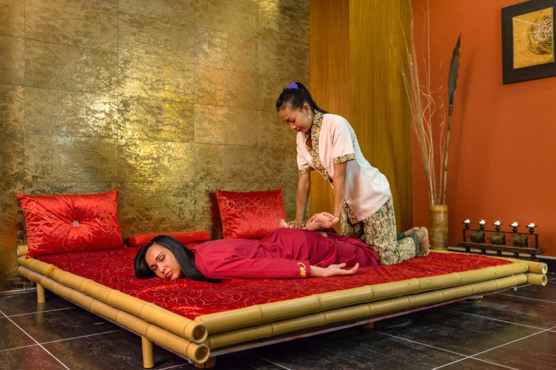 Royal Holiday Palace