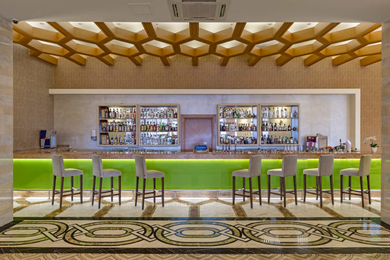 Royal Holiday Palace