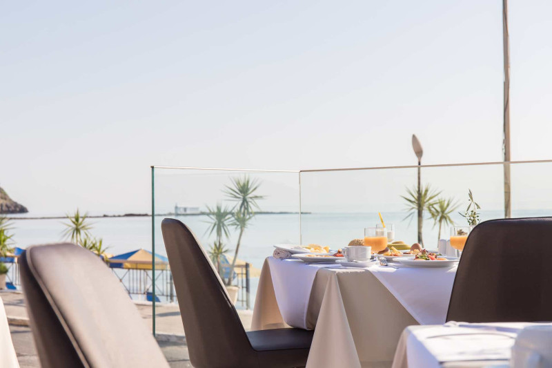 Epos Luxury Beach Hotel