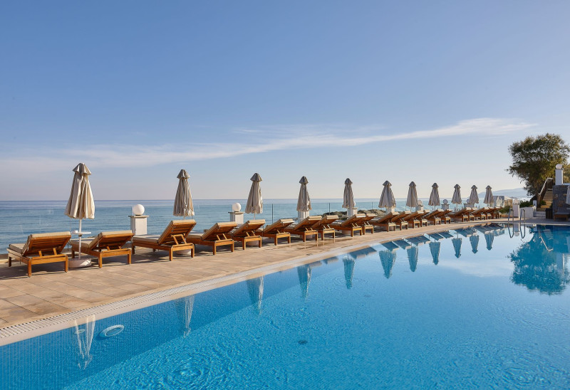 Alexander Beach Hotel & Village Resort
