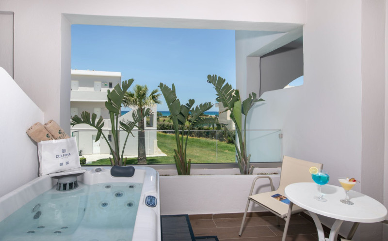 Delfina Tropic Beach
