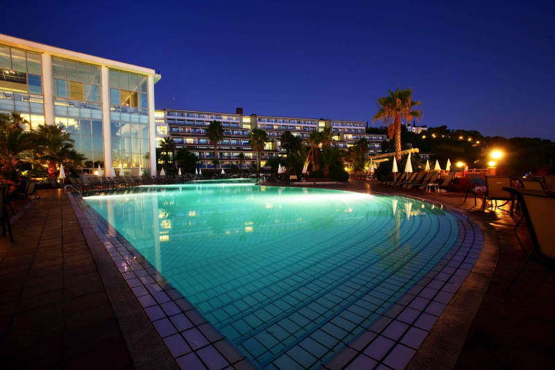 Pine Bay Holiday Resort