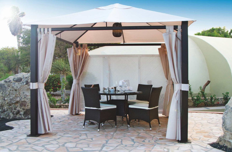 LIVVO Risco del Gato Suites