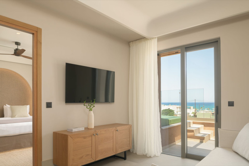 Paralos Venus Suites