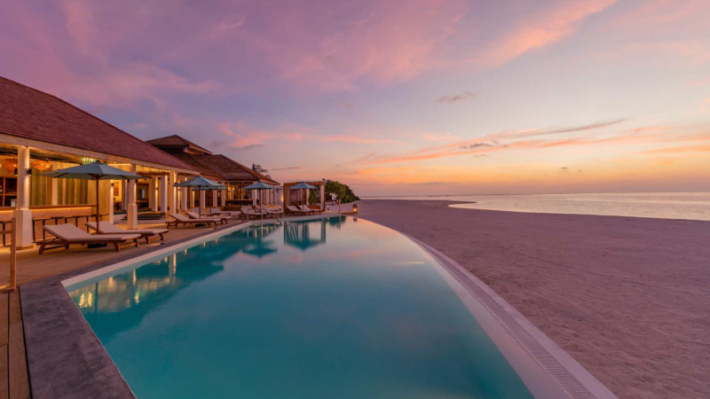 Cinnamon Hakuraa Huraa Maldives