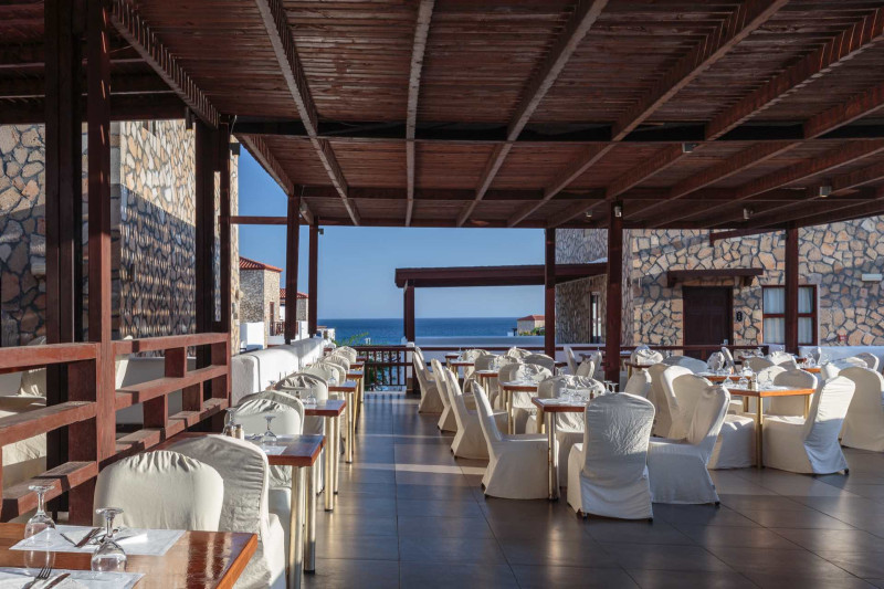 Costa Lindia Blue Star Resort & Spa