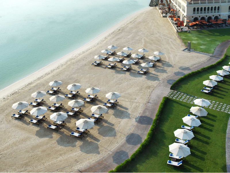 The Ritz-Carlton Abu Dhabi, Grand Canal