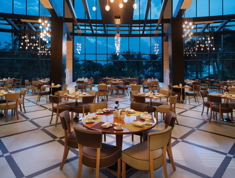 Le Meridien Al Aqah Beach Resort