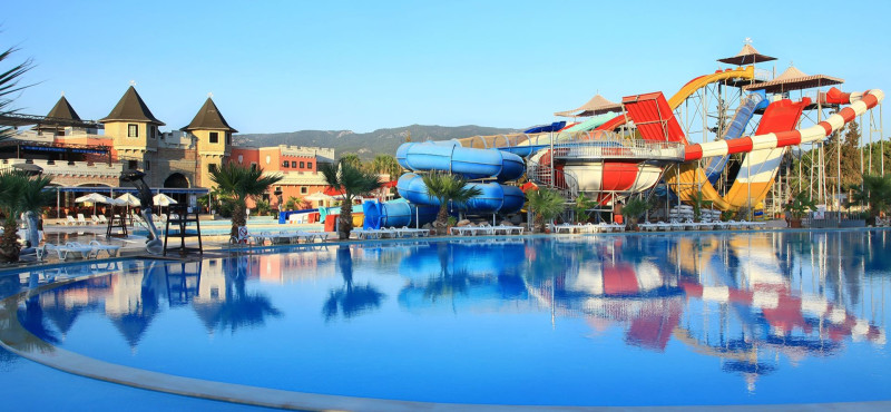 Cactus Paradise Beach Club