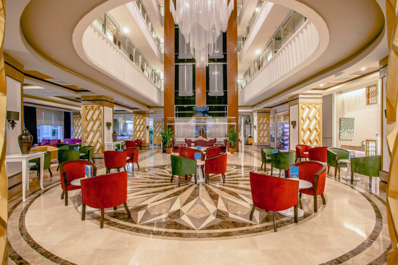 Dream World Resort & Spa