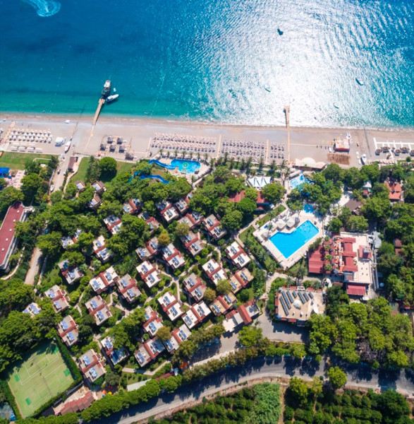 Pirates Beach Club