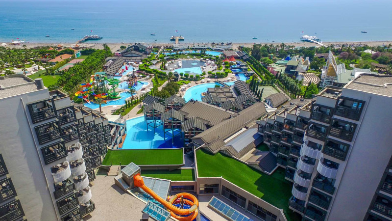 Limak Lara De Luxe Resort