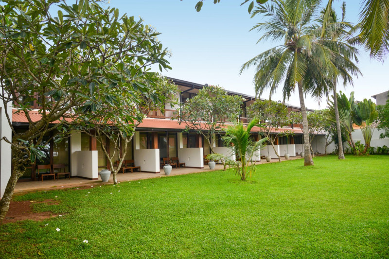 Goldi Sands
