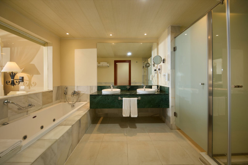 Bahia Principe Luxury Runaway Bay