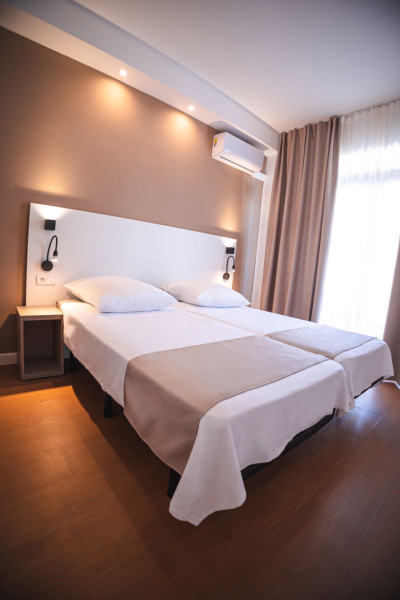 Planet Blue Hotel