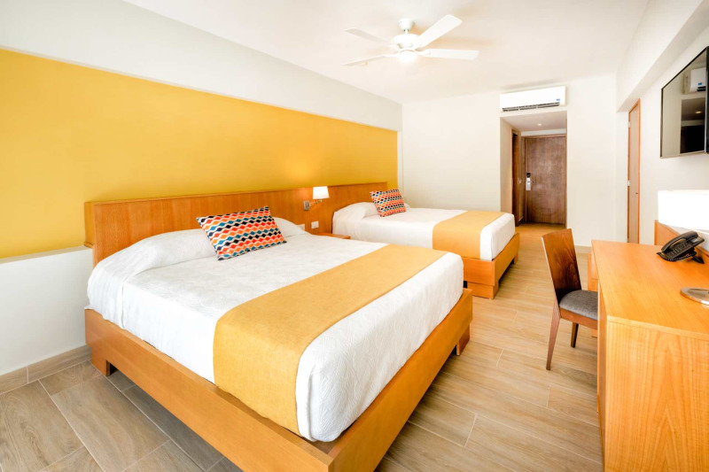 Coral Costa Caribe Beach Resort