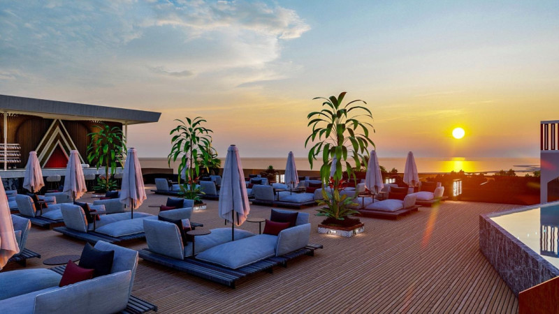 Granada Luxury Red 16+