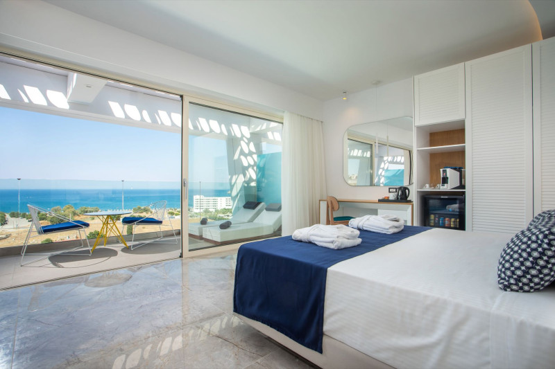 Lindos White Hotel & Suites