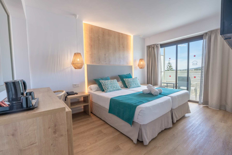 Bahia de Alcudia Hotel & Spa